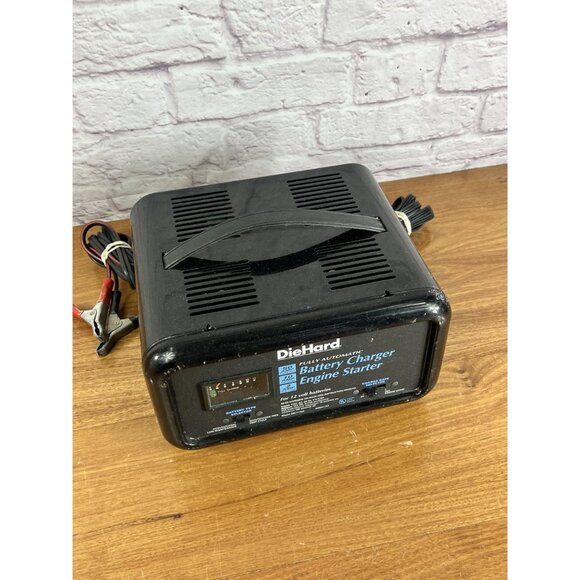 DieHard 200.71221 10 Amp, 2 amp, Manual Operation Battery Charger Tested - Picture 2 of 9